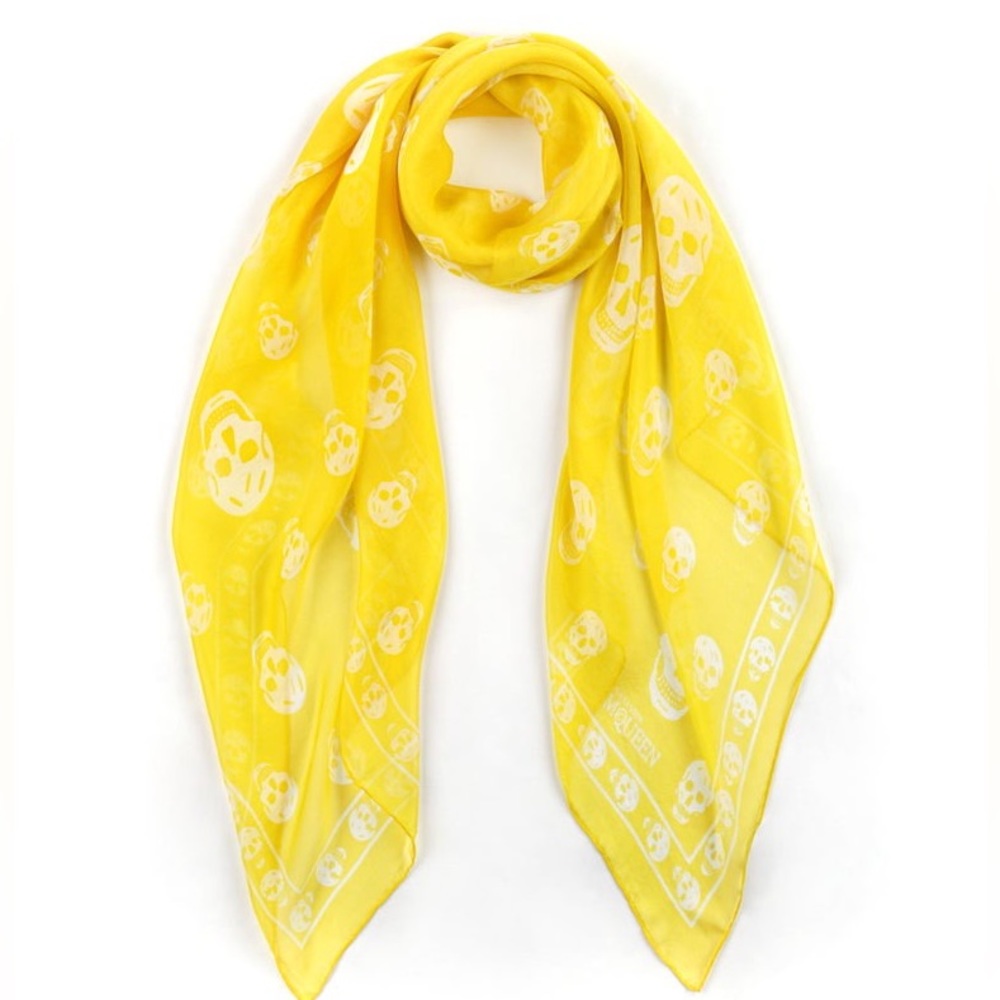 Never worn Alexander McQueen scarf